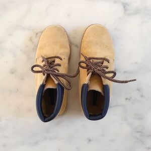 Hush Puppies Genuine Leather Upper Boots.